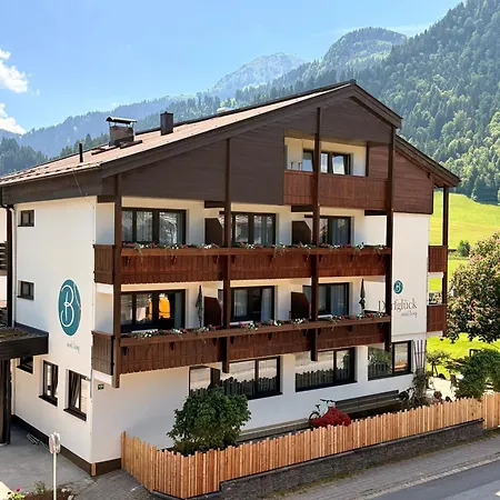 Bergland Dorfglueck - Social Living * Soll