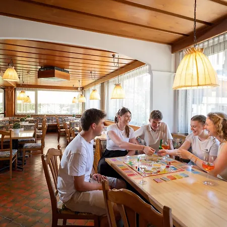 Bergland Dorfglück - Social Living * Söll