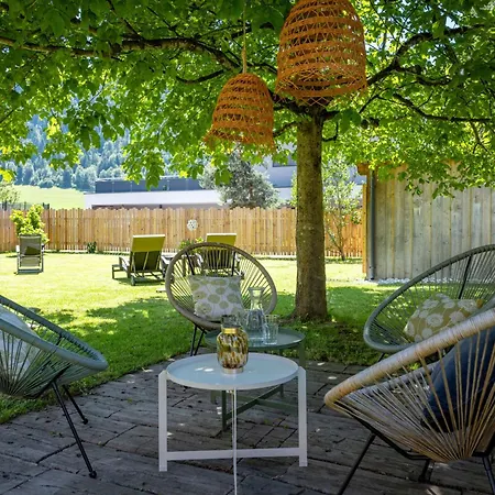 Hostel Bergland Dorfglueck - Social Living Soll