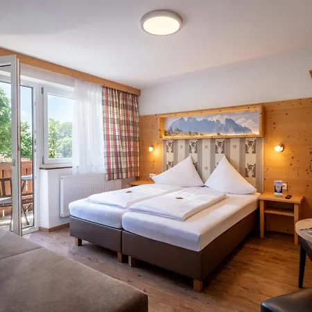 Hostel Bergland Dorfglueck - Social Living *
